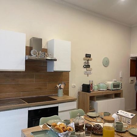 Miracles On 32Th Street Apartment Naples Luaran gambar