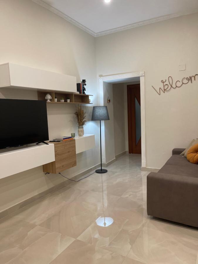 Miracles On 32Th Street Apartment Naples Luaran gambar