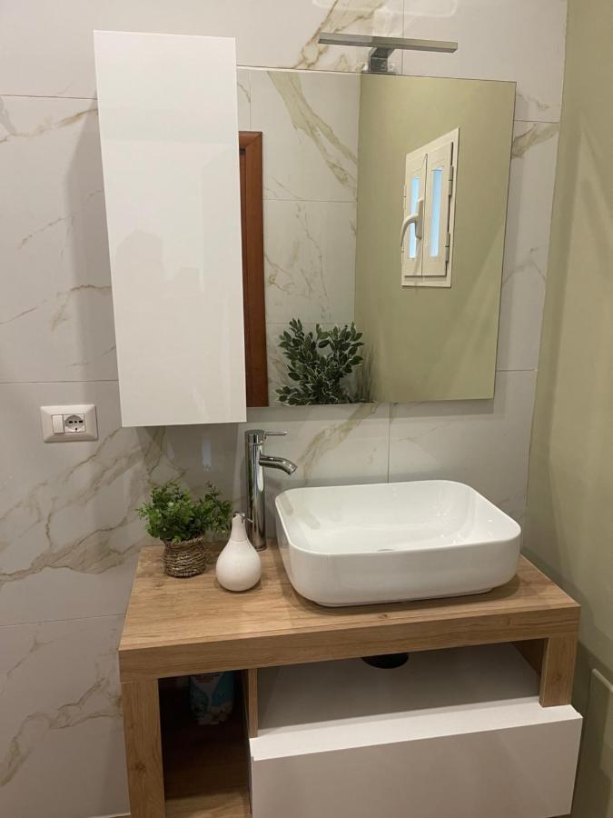 Miracles On 32Th Street Apartment Naples Luaran gambar