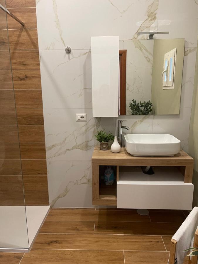 Miracles On 32Th Street Apartment Naples Luaran gambar