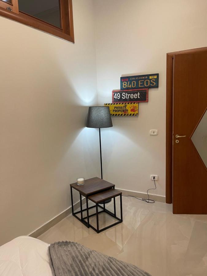 Miracles On 32Th Street Apartment Naples Luaran gambar