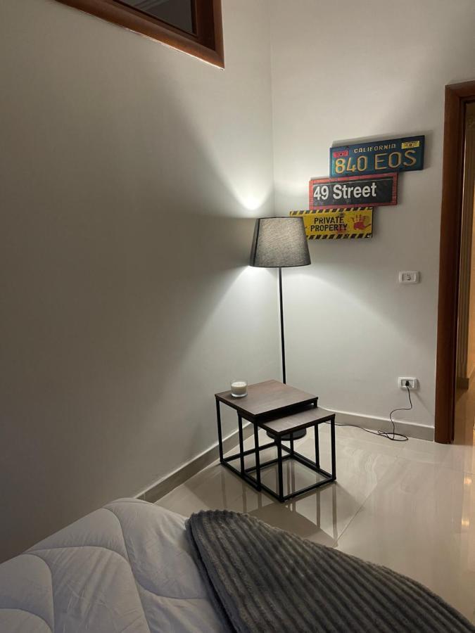 Miracles On 32Th Street Apartment Naples Luaran gambar