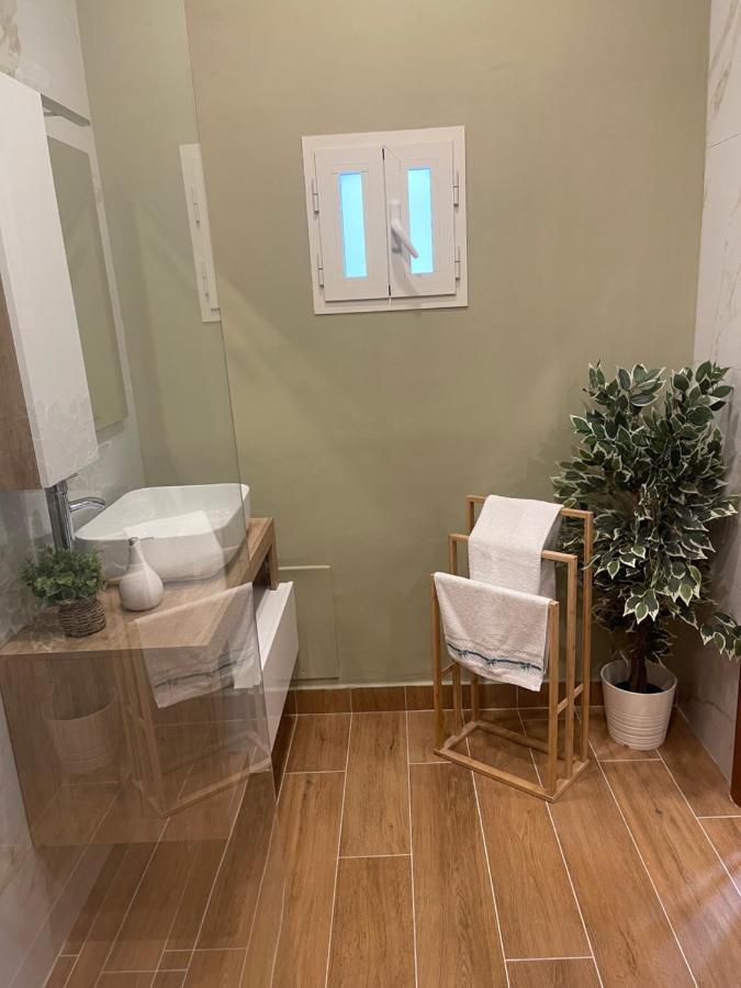 Miracles On 32Th Street Apartment Naples Luaran gambar