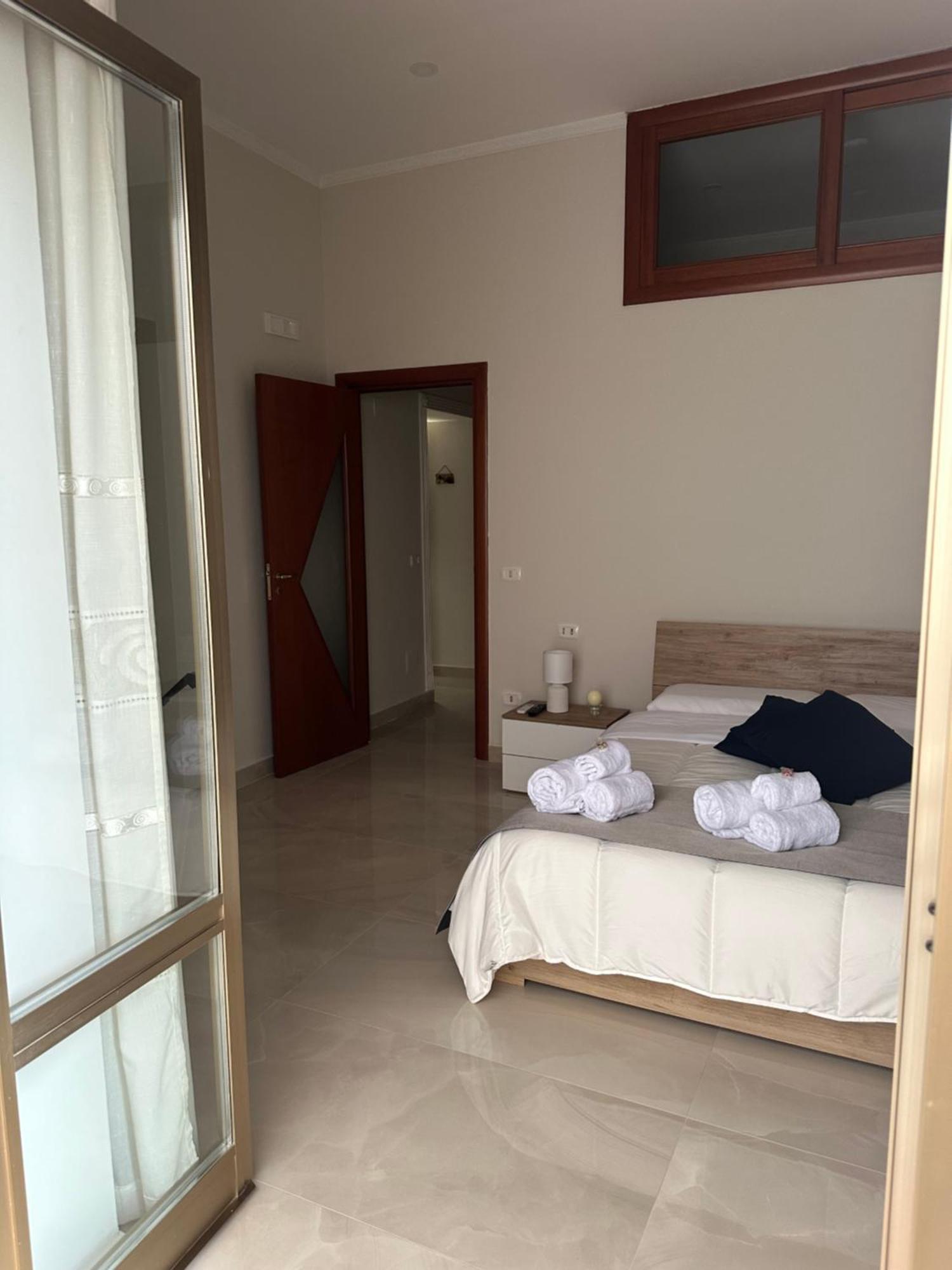 Miracles On 32Th Street Apartment Naples Luaran gambar
